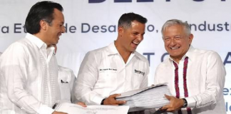 Continúa López Obrador con gira por Oaxaca