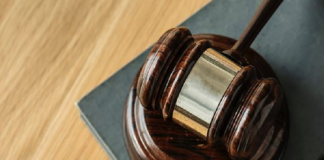 Reforma judicial en México busca usar escuchas telefónicas privadas en juicios