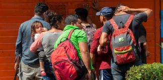 Indaga México red de tráfico de hondureños tras caravanas