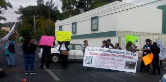 Con protesta, empleados del IMSS exigen reconocimiento oficial