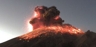 Emite el Popocatépetl fumarola de 3 km