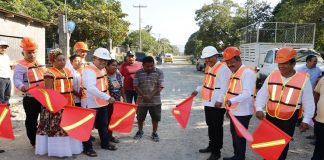 Apoya Pável Meléndez en modernización de Santo Domingo Petapa 