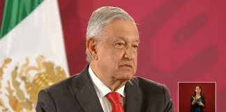 AMLO garantiza a padres de niños con cáncer el abasto de medicamentos