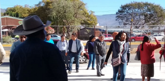 Por tercer día, habitantes de Teopoxco protestan en Ciudad Administrativa
