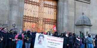 Protestan mujeres por feminicidios y ‘amarillismo’ de medios