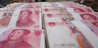 China desinfecta sus billetes para evitar más contagios de Coronavirus