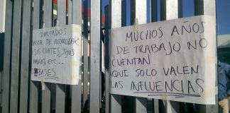 Protestan empleados del Congreso, denuncian venta de plazas