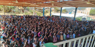 Pobladores de Yaitepec acuerdan movilizaciones para liberar a edil