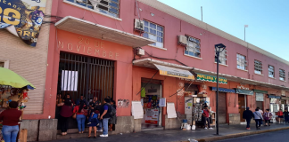 Locatarios cierran el Mercado 20 de noviembre, piden seguridad