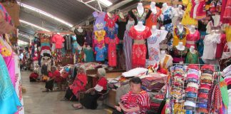Ayuntamiento de Oaxaca de Juárez da mantenimiento al Mercado de Artesanías