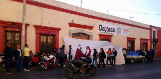 Con toma de oficinas, piden salida de químico en los SSO
