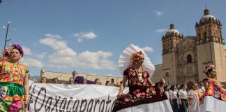 Con flashmob promueve Sectur la inclusión LGBT+ en el sector de viajes