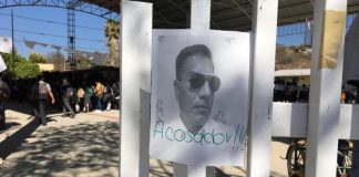 Detienen a presunto maestro acosador tras protesta de bachilleres en Oaxaca