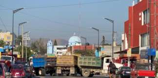 Colonos de Santa Lucía reclaman obra de pavimentación