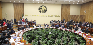 Avanzan cuatro oaxaqueños en la carrera para consejeros del INE
