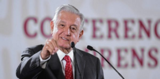 Gasolina no puede costar más de 17 pesos, advierte AMLO
