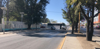 STEUABJO bloquea Av. Universidad