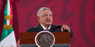 El país, blindado ante turbulencia financiera, dice AMLO