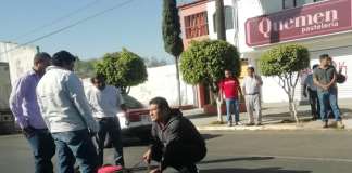 Mujer pierde el pie al ser arrollada por motociclista