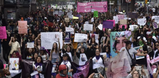 57% de las mujeres piensa sumarse al paro nacional