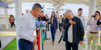 AMLO llega a Oaxaca para inaugurar hospital de Tlaxiaco