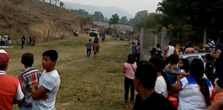 Alcalde ignora aislamiento y organiza fiesta hasta con carrera de caballos