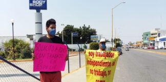 Protestan empleados de juegos mecánicos de las ferias; exhiben carencias
