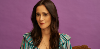Pide Julieta Venegas a Murat resolver problema de agua en Ayutla