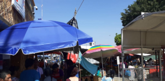 Zaachila y Cuilapam desacatan “cuarentena” e instalan tianguis
