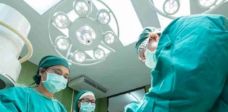 Sube a 24 muertos por beber alcohol adulterado en Jalisco