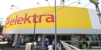 Elektra critica pero se pliega al cierre de labores: AMLO