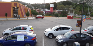 Se movilizan colectivos en Oaxaca para exigir salida de AMLO