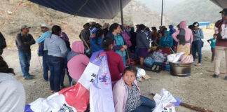 Reactivan bloqueo en carretera a la Costa