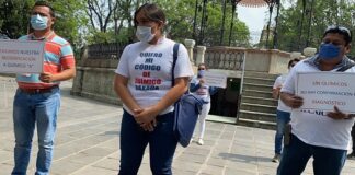 Retoman protestas químicos en Oaxaca