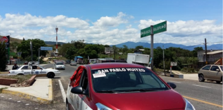 Con bloqueo, pobladores de Huitzo denuncian agresión