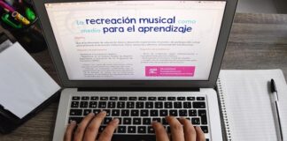 Imparte IEEPO el curso recreación musical como medio para el aprendizaje