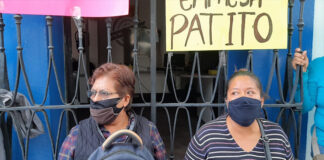 Ex trabajadores de Credifom protestan por despidos injustificados