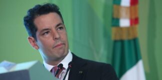 Feministas de Oaxaca responsabilizan a Murat Hinojosa por amenaza de muerte