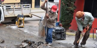 Inicia SAPAO trabajos de rehabilitación de línea de drenaje en 7 Regiones