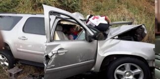 Zoé Robledo, director del IMSS, sufre accidente automovilístico