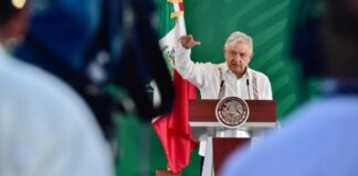 AMLO descarta cambiar estrategia contra Covid-19: ‘se aplanó la curva’, insiste