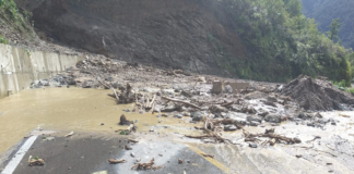 Por fuertes lluvias, incomunicados municipios de la Cuenca