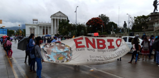 Marchan normalistas de la ENBIO para exigir suspensión de examen virtual