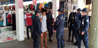 Detienen a mujer por robo a tienda en el centro de la ciudad