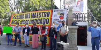 Protestan vecinos de la colonia del Maestro en rechazo de funeraria