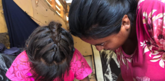 Nanaxhi regresará a clases sin televisión ni internet en Oaxaca
