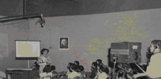 EfeméridesRIO: Entran en operación las primeras Teleaulas