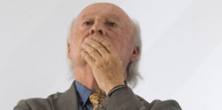 Víctor Manuel Toledo renuncia a la Semarnat