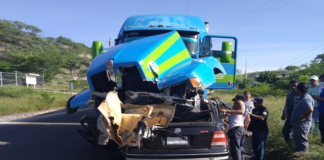 Dos muertes, saldo de un fuerte choque en el Istmo