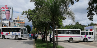 STEUABJO bloquea Av. Universidad en demanda de salarios